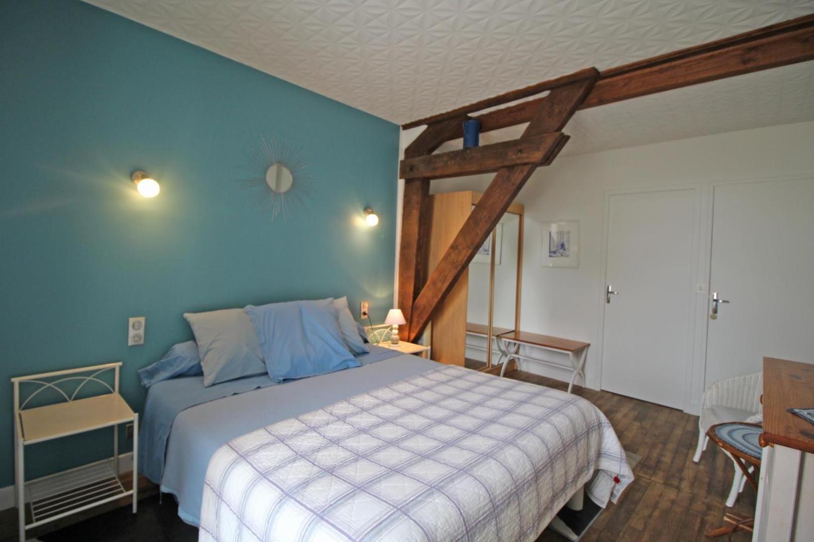 Bed and Breakfast Chez Doussaud Bessines-sur-Gartempe Экстерьер фото