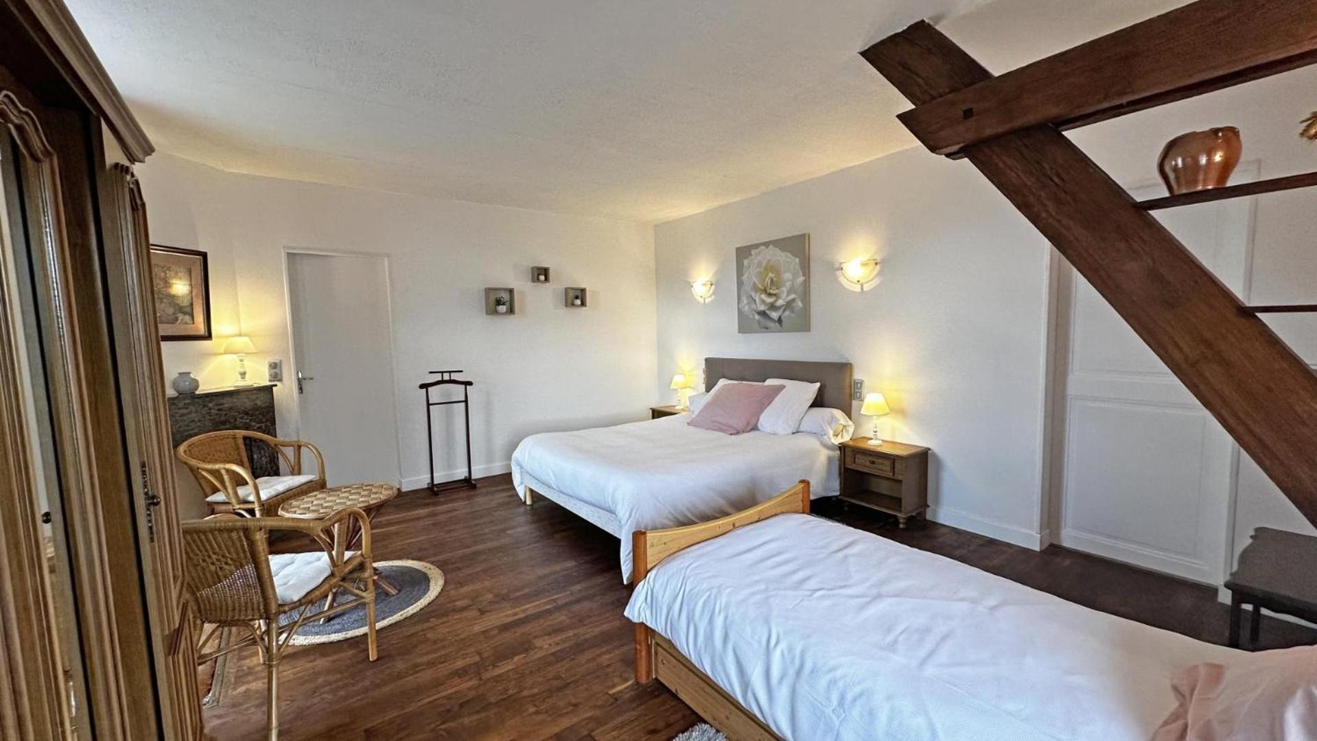 Bed and Breakfast Chez Doussaud Bessines-sur-Gartempe Экстерьер фото